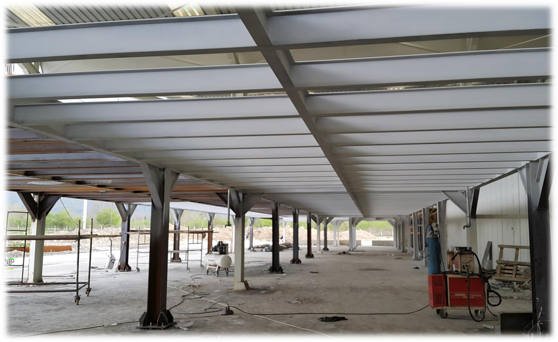 ÇE L İK KONSTRÜKSİYON İM AL A T VE MONT A JI STEEL CONSTRUCTION MANUFACT